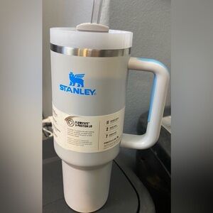 Stanley Gray Mug with Blue Handle, 40oz tumbler brand new